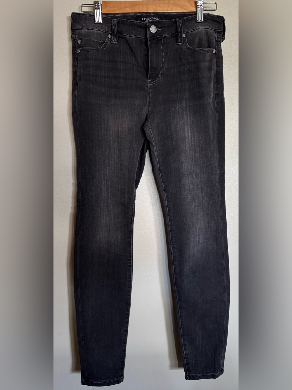Liverpool Los Angeles Black Gray Skinny Jeans Women’s 6/28 Stretch Denim